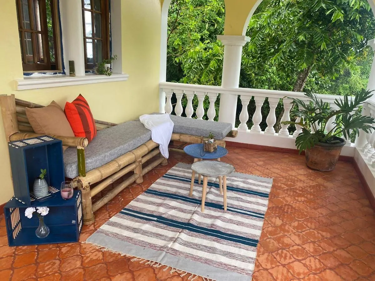 Kwatera prywatna El Castillo Tropical Cabrera
