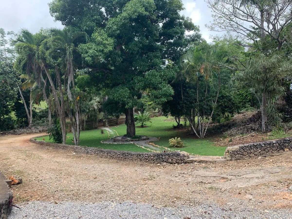 El Castillo Tropical Cabrera