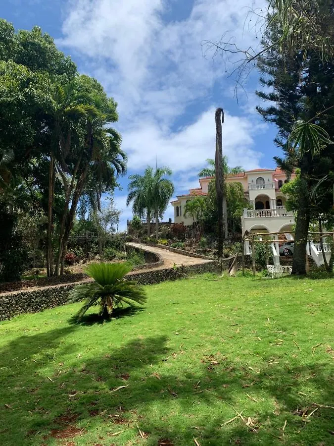 Kwatera prywatna El Castillo Tropical Cabrera